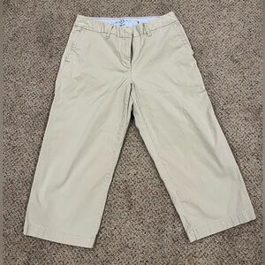 Izod women’s tan Salvatore chinos capris